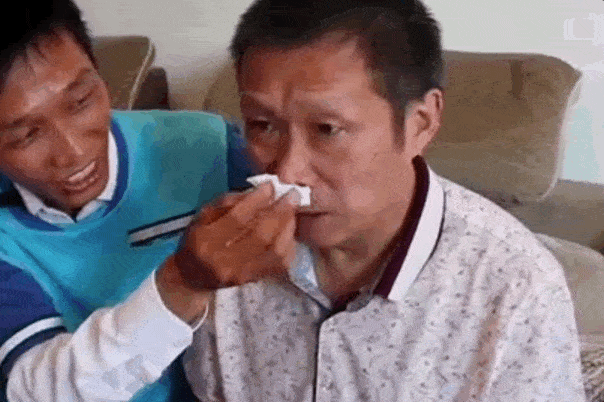 外卖小哥考研上岸，邮政小哥：很羡慕他，我也会实现自己的梦想！
