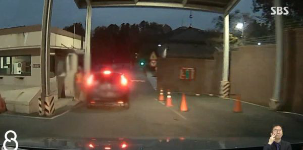 美国驻韩外交官肇事后跑了：当着韩国警察的面，逃入美军基地。(转)