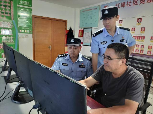 假期我在岗｜警营师徒记① 警营“80后师傅”和“00后徒弟”，双节在岗守护万家灯火