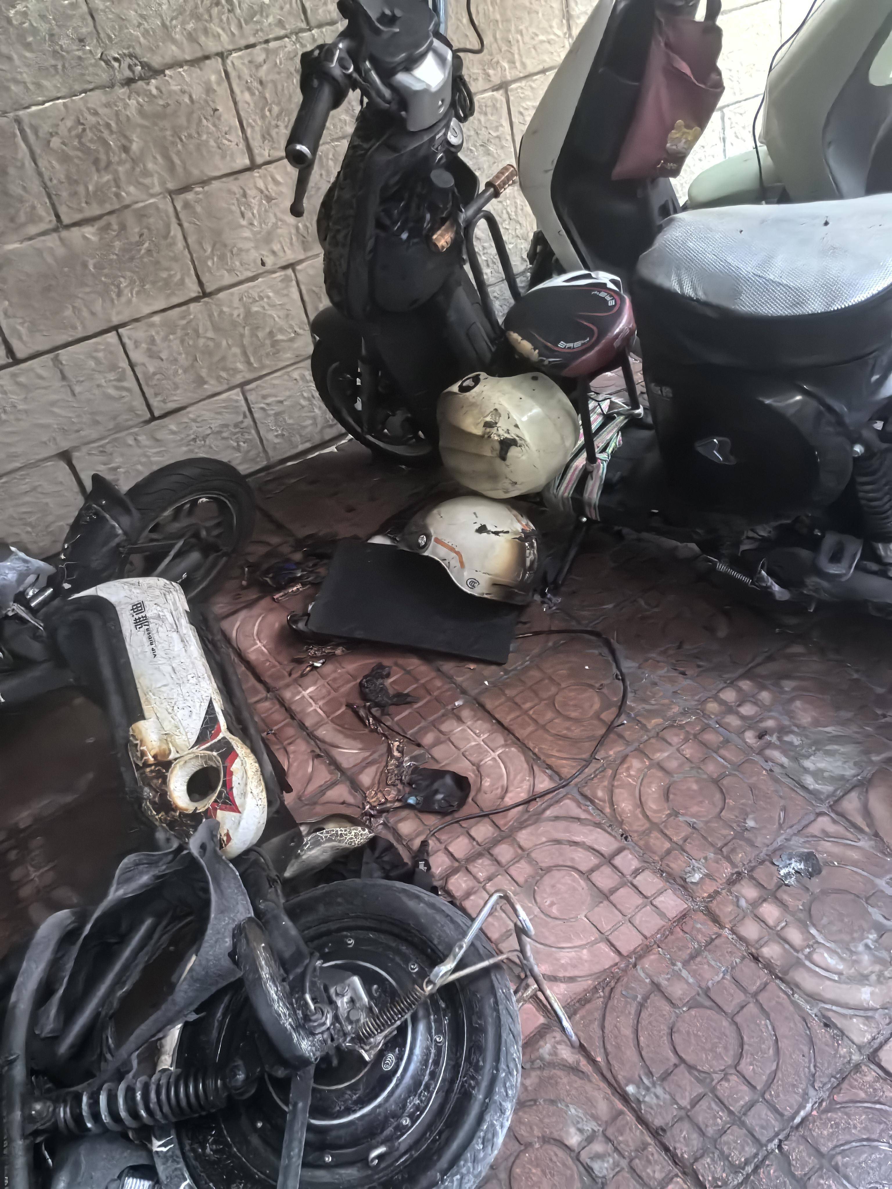 深圳一小区电动车管理引担忧,部门责令整改后,记者实探