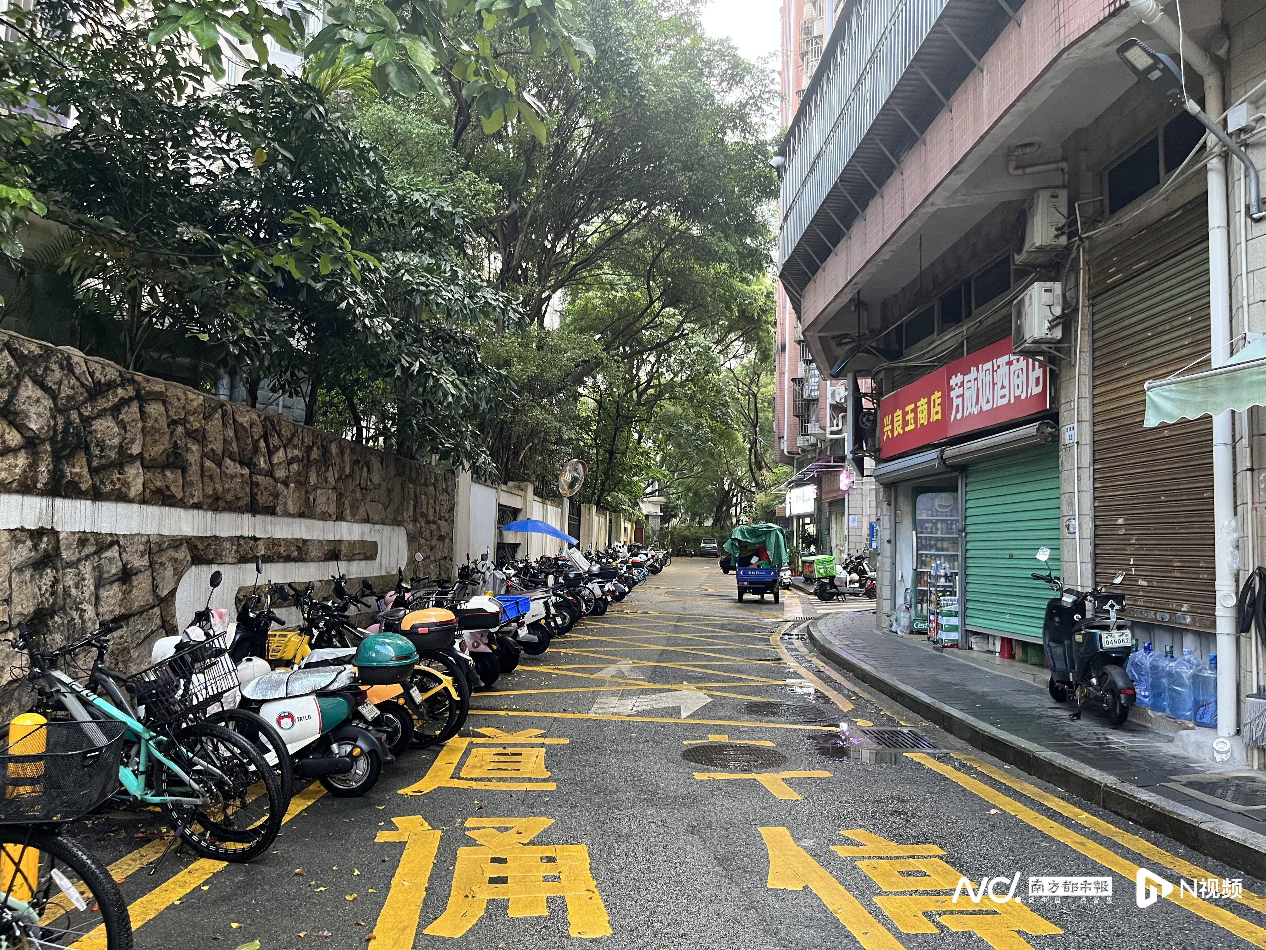 深圳一小区电动车管理引担忧,部门责令整改后,记者实探