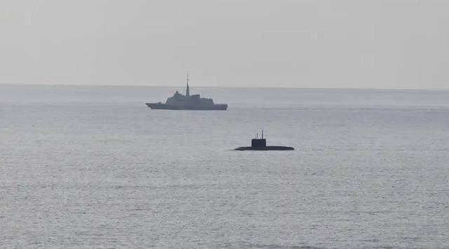 俄潜艇在法国海域因故障紧急上浮?俄黑海舰队发声驳斥