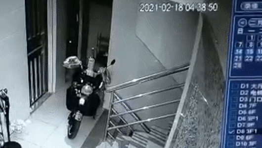 请告诉家里的老人,这些“方便”咱不能图!