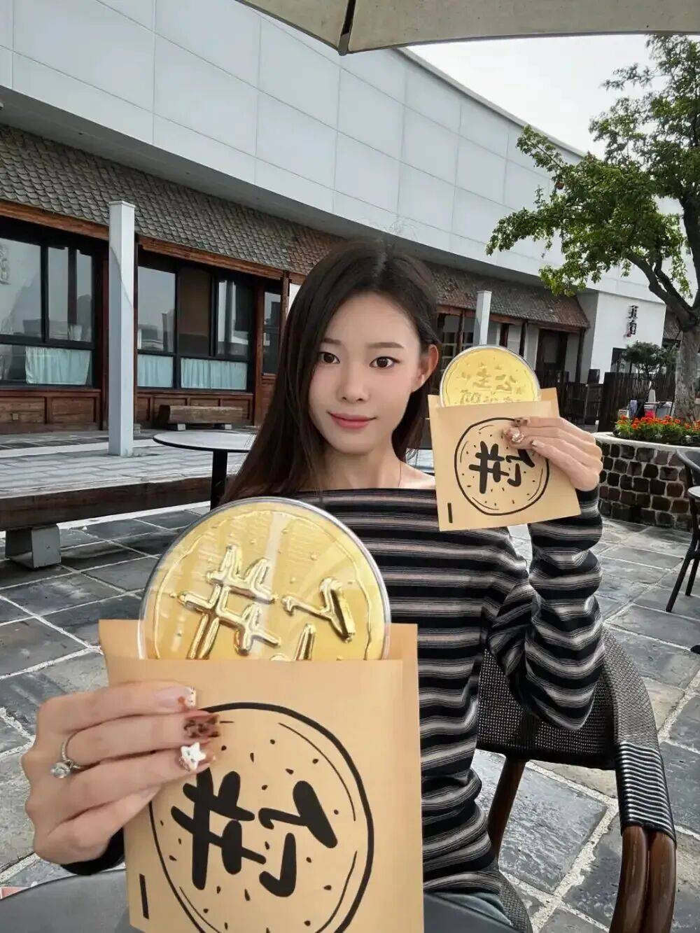 潮汕老板卖0.1克黄金，今年已进账62亿