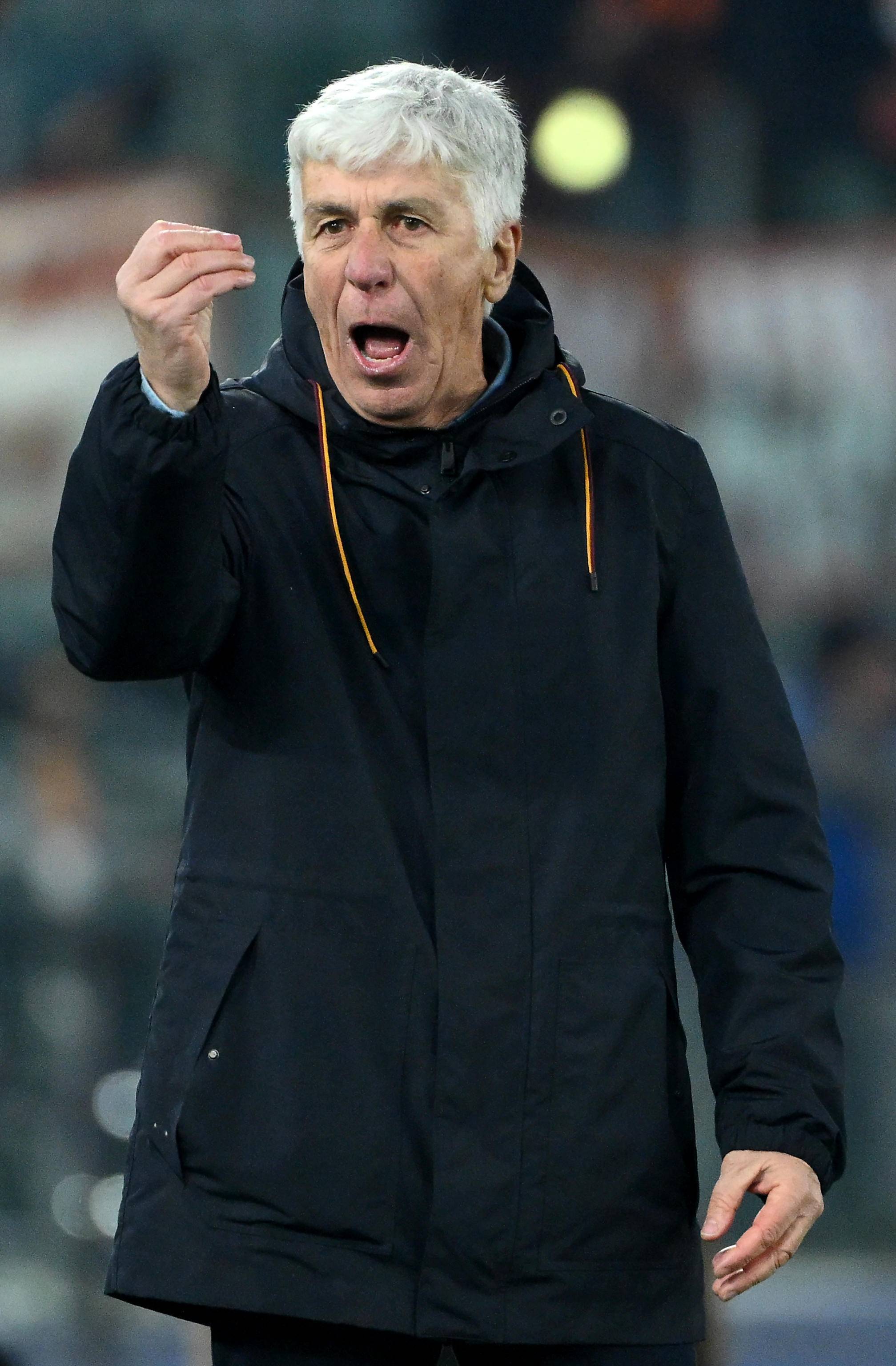 （外代二线）足球——意甲：罗马胜科莫