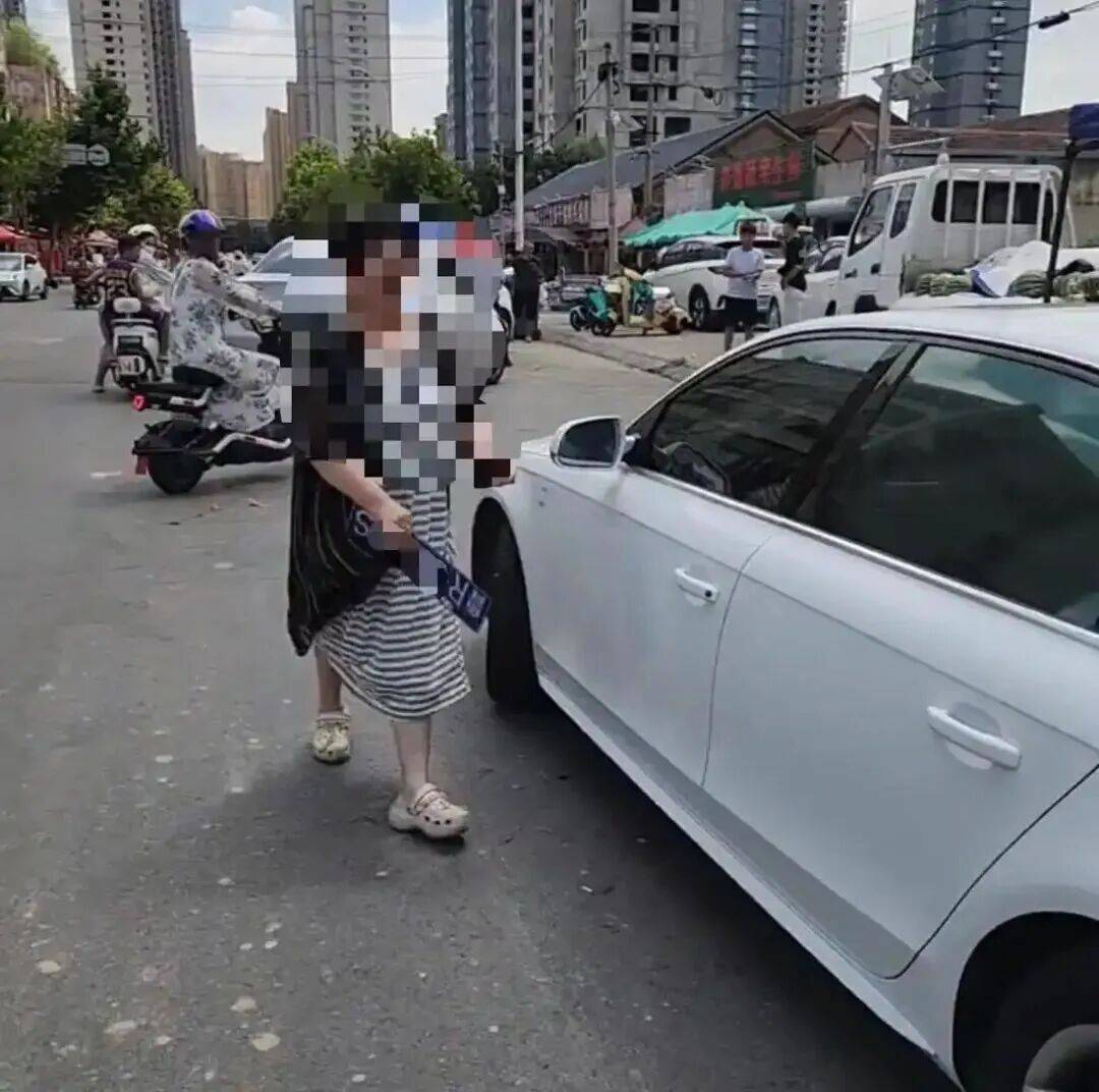 开套牌车、砸瓜摊,“嚣张的人生”自有法律管着